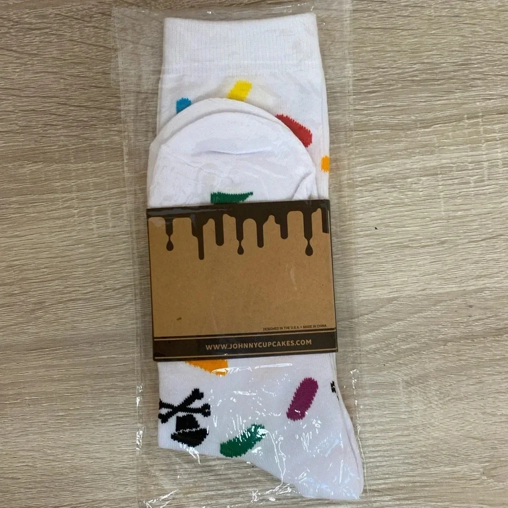 NWT Johnny Cupcakes Socks